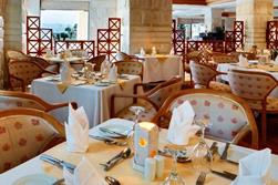 Sheraton Hotel - Soma Bay. Dining area.